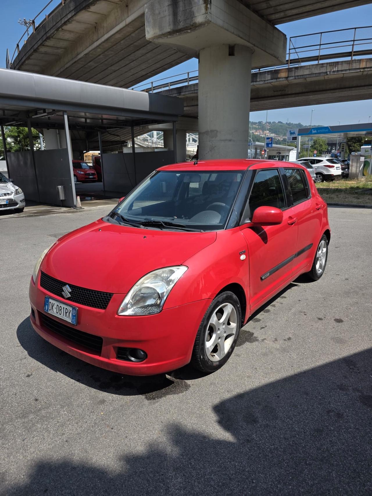 Suzuki Swift 1.3 DDiS 5p. GLX