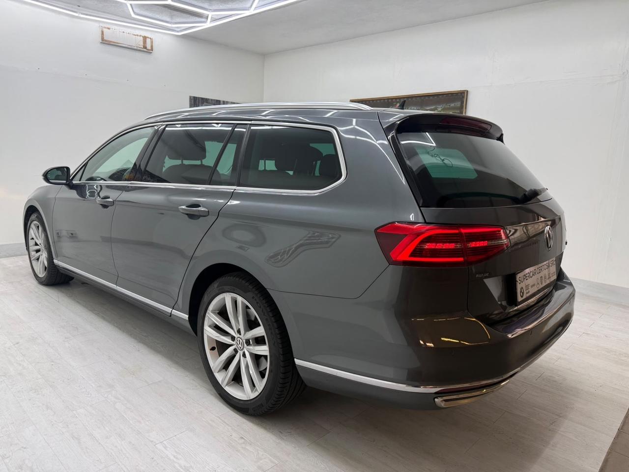 Volkswagen Passat Variant 2.0 TDI DSG Highline BlueMotion Technology