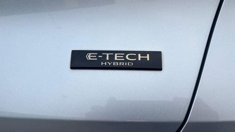 Renault Captur II 2019 1.6 E-Tech full hybrid Techno Auto 145cv