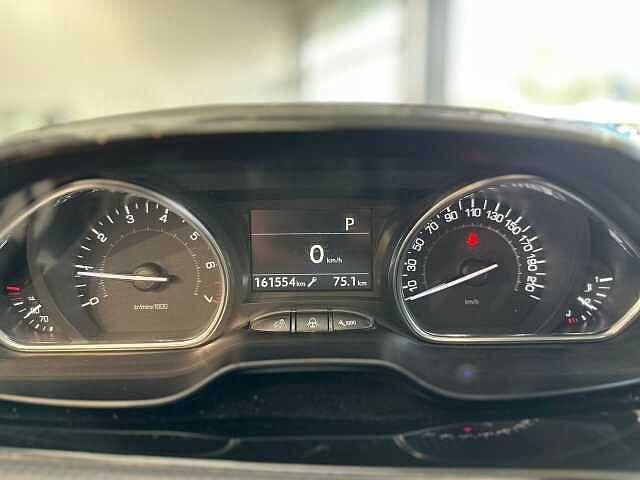 Peugeot 2008 PureTech Turbo 110 EAT6 S&S Allure