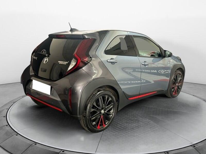 Toyota Aygo X 1.0B (72 CV) Undercover S-CVT