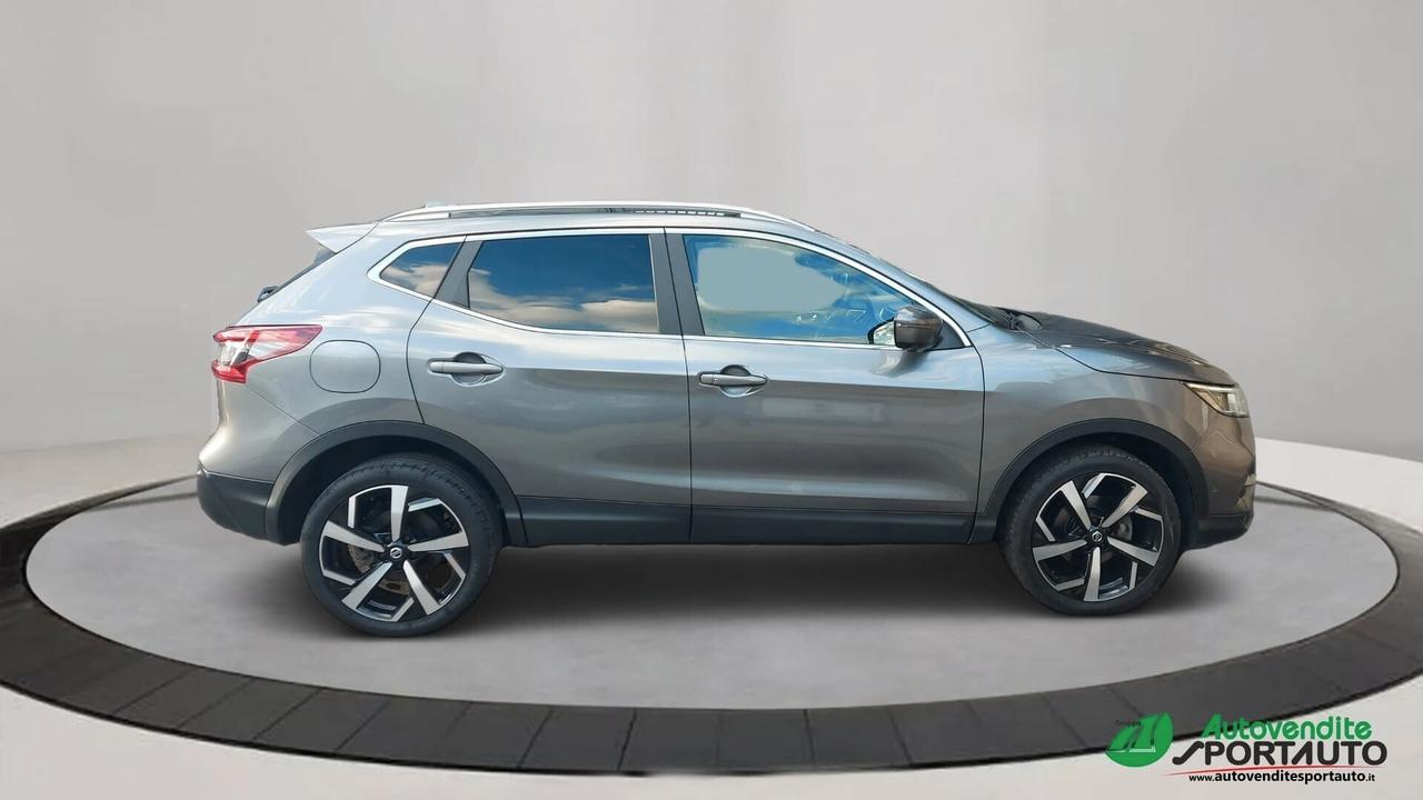 Nissan Qashqai 1.7 dCi 150cv Tekna Full Led - Pelle - Sedili Riscaldati - R19 - Uniprop.