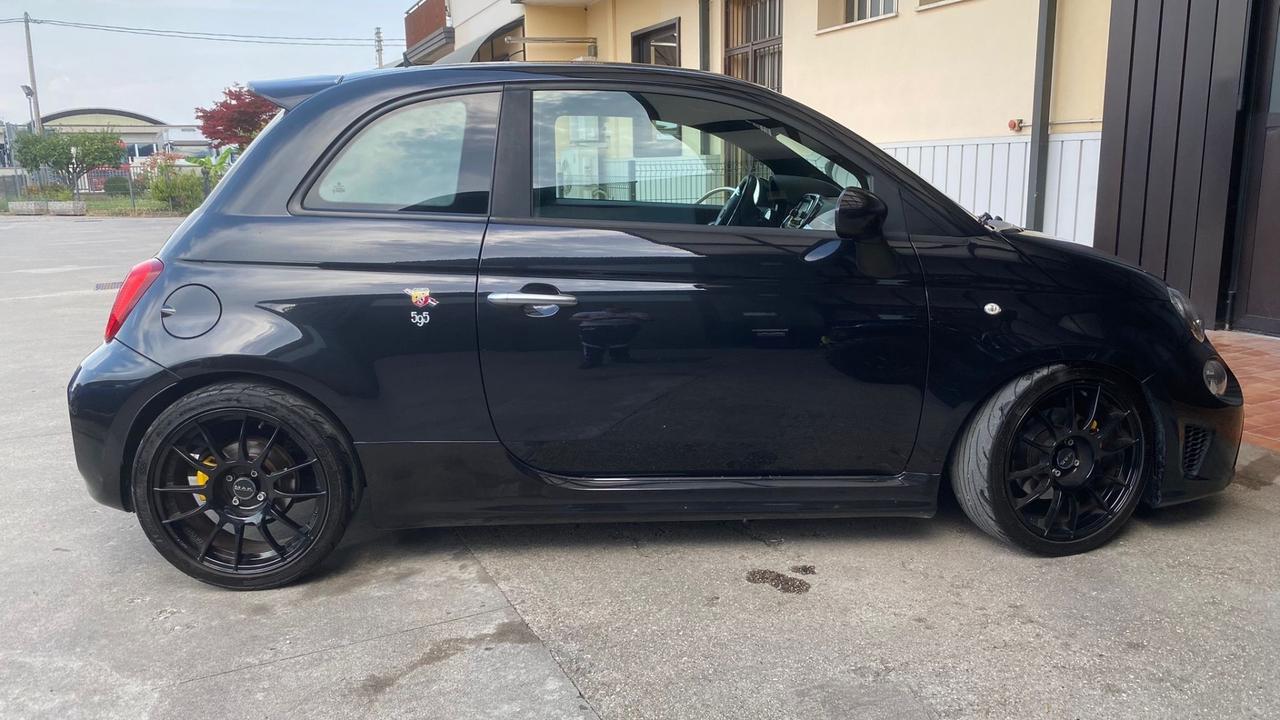 Abarth 595 1.4 Turbo T-Jet 145 CV