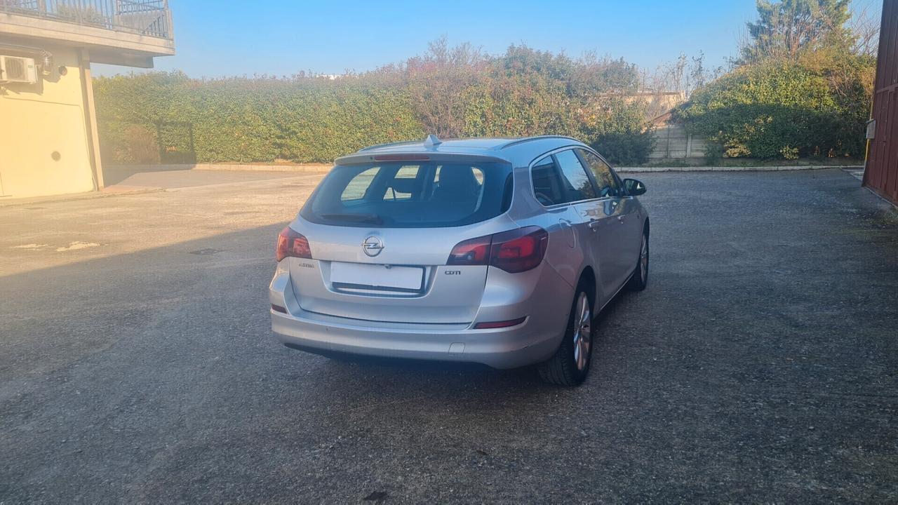 Opel Astra 1.7 CDTI 110CV Sports Tourer Cosmo
