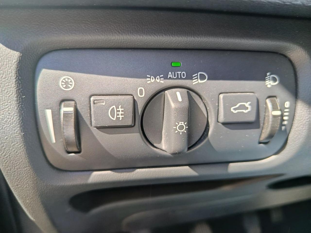 Volvo V40 Business 2.0 D2 #10316