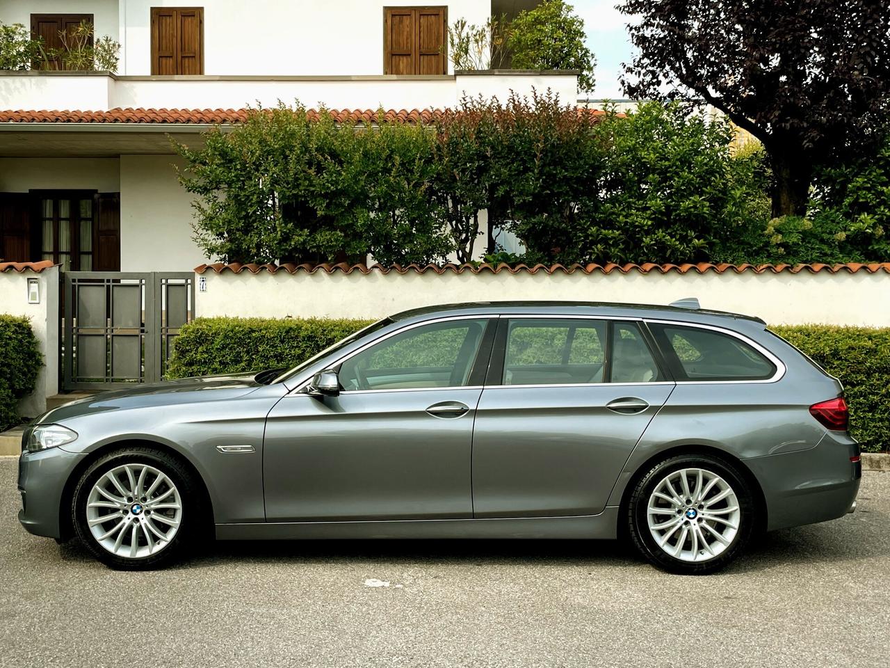 BMW 520D sw aut-Pelle,Nav,Led-Tagl.BMW-2017