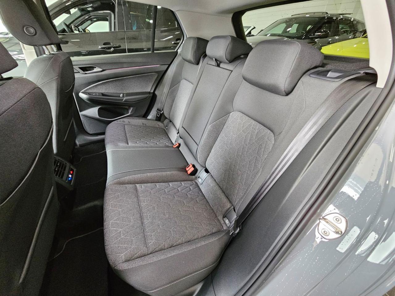 Volkswagen Golf TDI MOVE LIFE C.16 Tetto Nav Led Matrix Clima3Zone