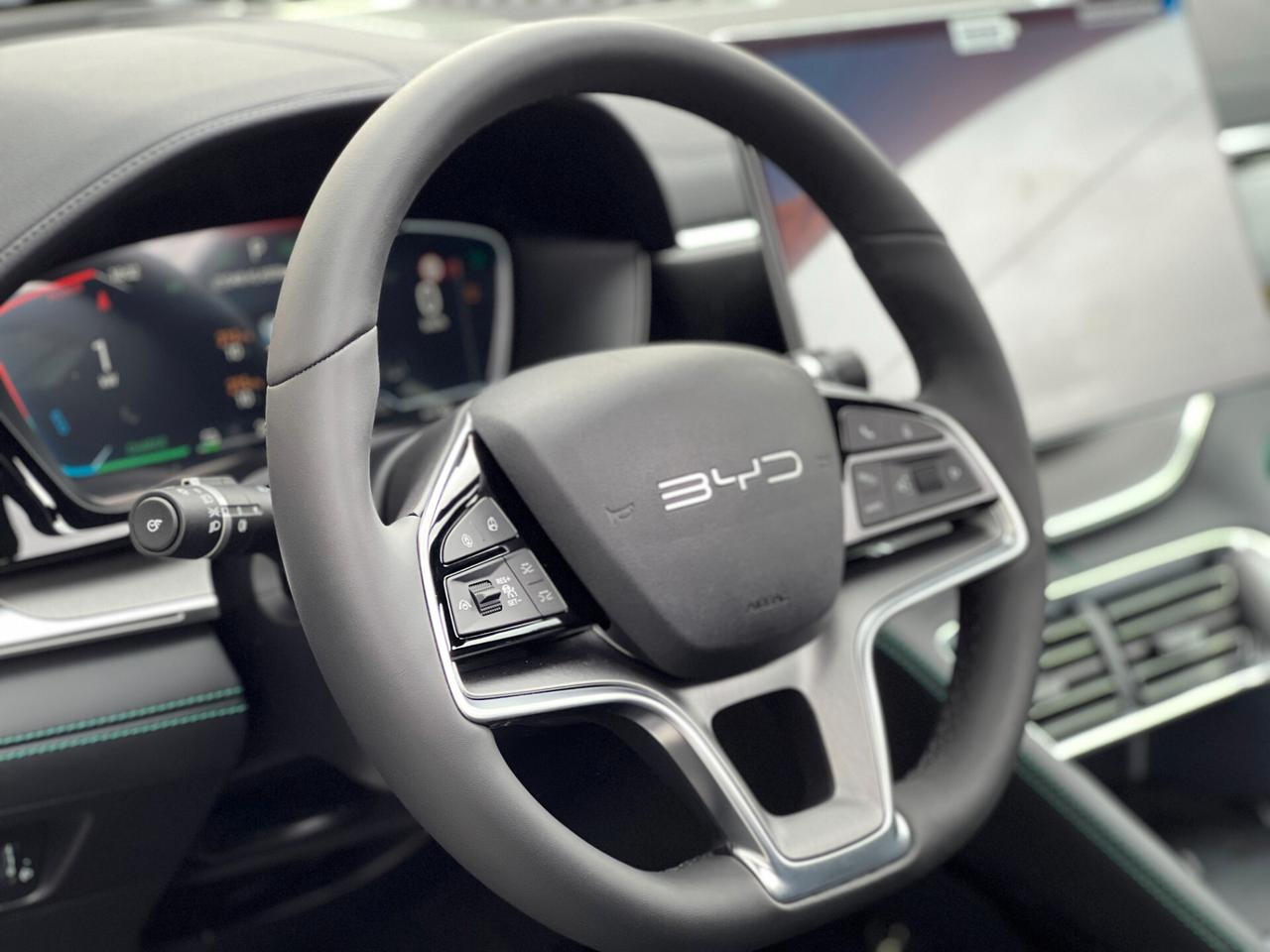 Byd Seal U DM-i 1.5 phev 4X4 324 CV Design KM0 PROMOZIONE