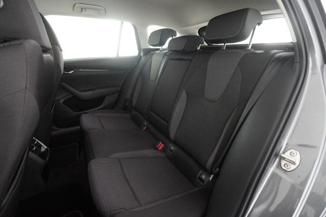 SKODA Octavia Octavia 2.0 TDI EVO SCR DSG Wagon Executive