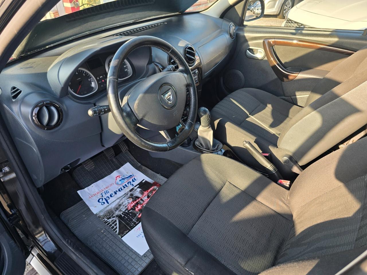 Dacia Duster 1.6 GPL di serie 110cv Lauréate