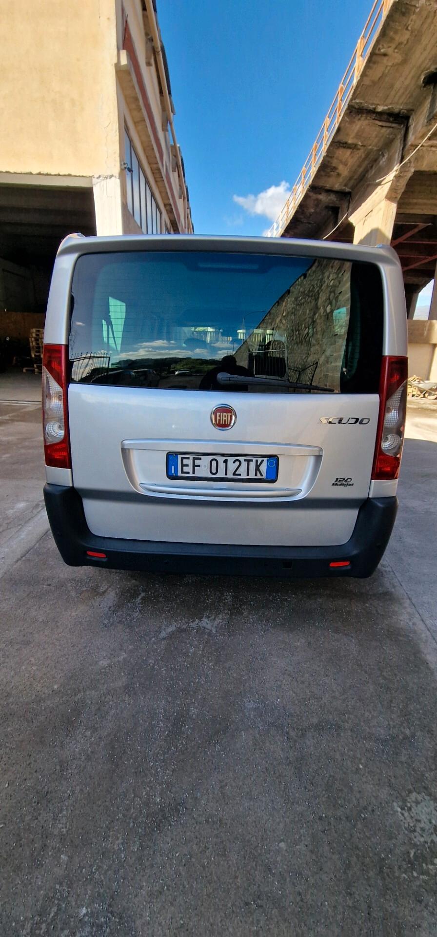 Fiat Scudo 2.0 MJT vetrato 9 posti (N1)