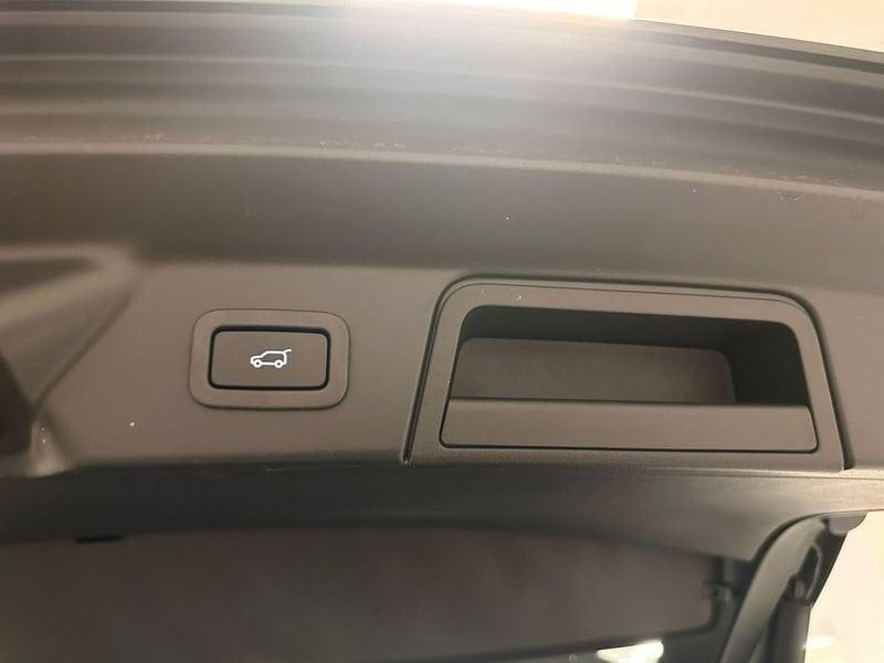 Land Rover Range Rover Velar 2.0d i4 R-Dynamic S 180cv auto my20