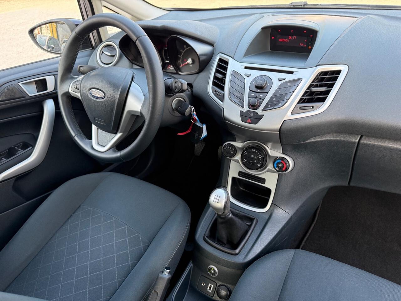 Ford Fiesta 1.4 16V 5p.Bz.- GPL Business UNICO PRO