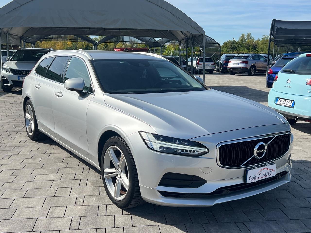 Volvo V90 D3 Momentum FINANZIABILE