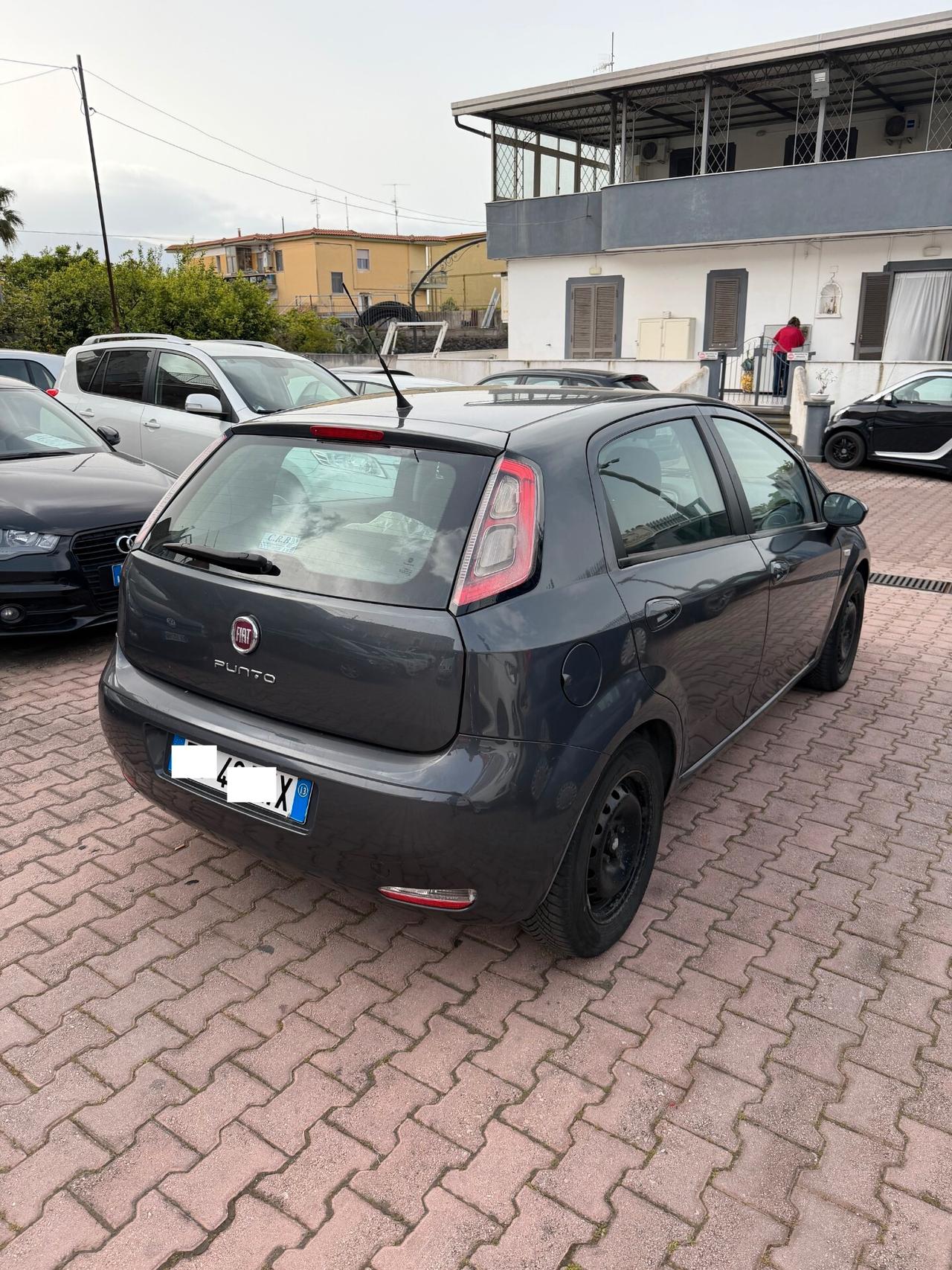 Fiat Punto 1.4 8V 5 porte GPL DI SERIE Lounge 2013