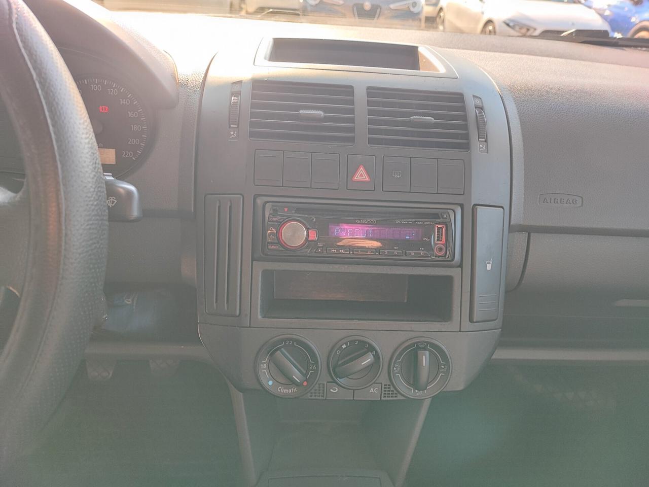 Volkswagen Polo 1.4/80CV 16V 5p. Comfort. BiFuel G