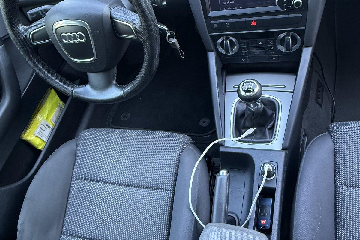 AUDI A3 SPB 2.0 TDI F.AP. Ambiente