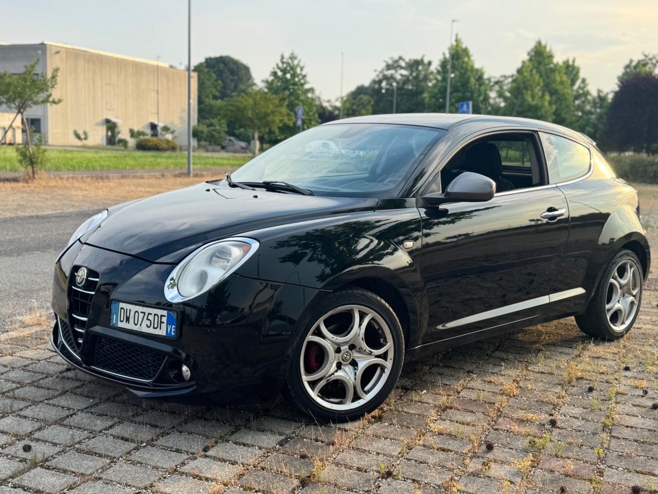 Alfa Romeo MiTo 1.4 T 120 CV Distinctive Sport Pack