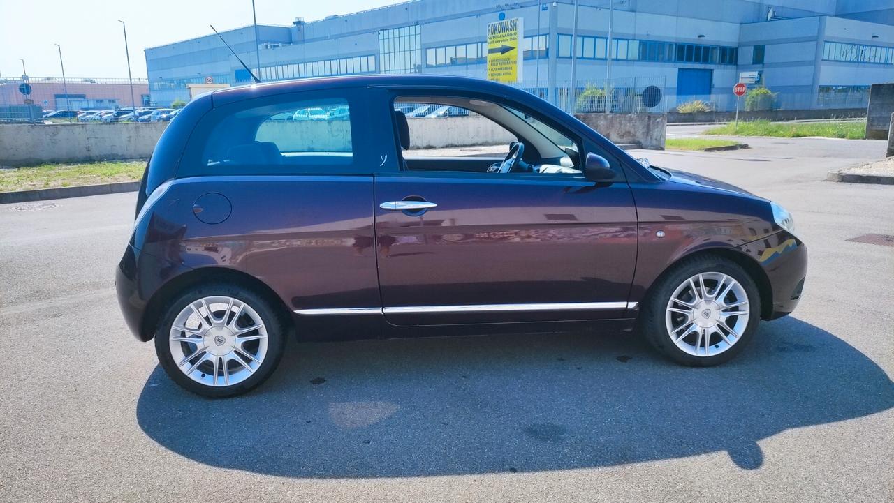 Lancia Ypsilon 1.4 16V AUTOMATICA NEOPATENTATI - 2006