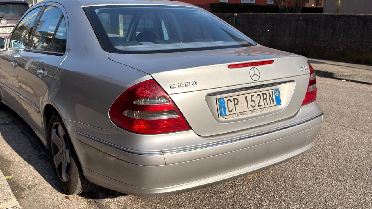 Mercedes-benz E 220 270 CDI cat Avantgarde