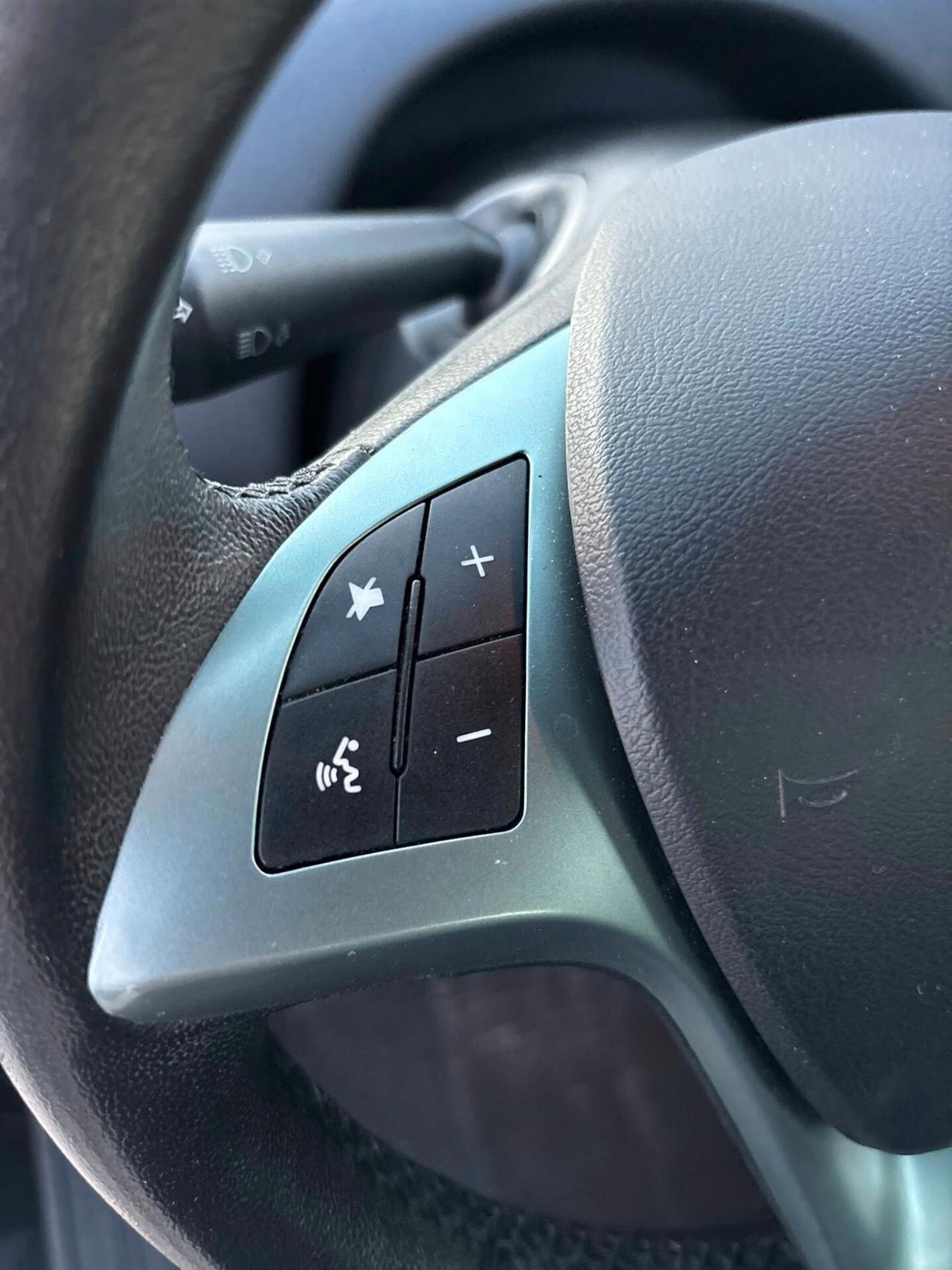 Lancia Ypsilon 1.0 FireFly 5 porte S&S Hybrid Silver Plus