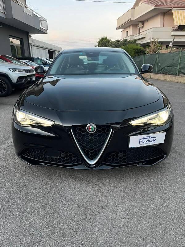 Alfa Romeo Giulia 2.2 t Super 180cv auto