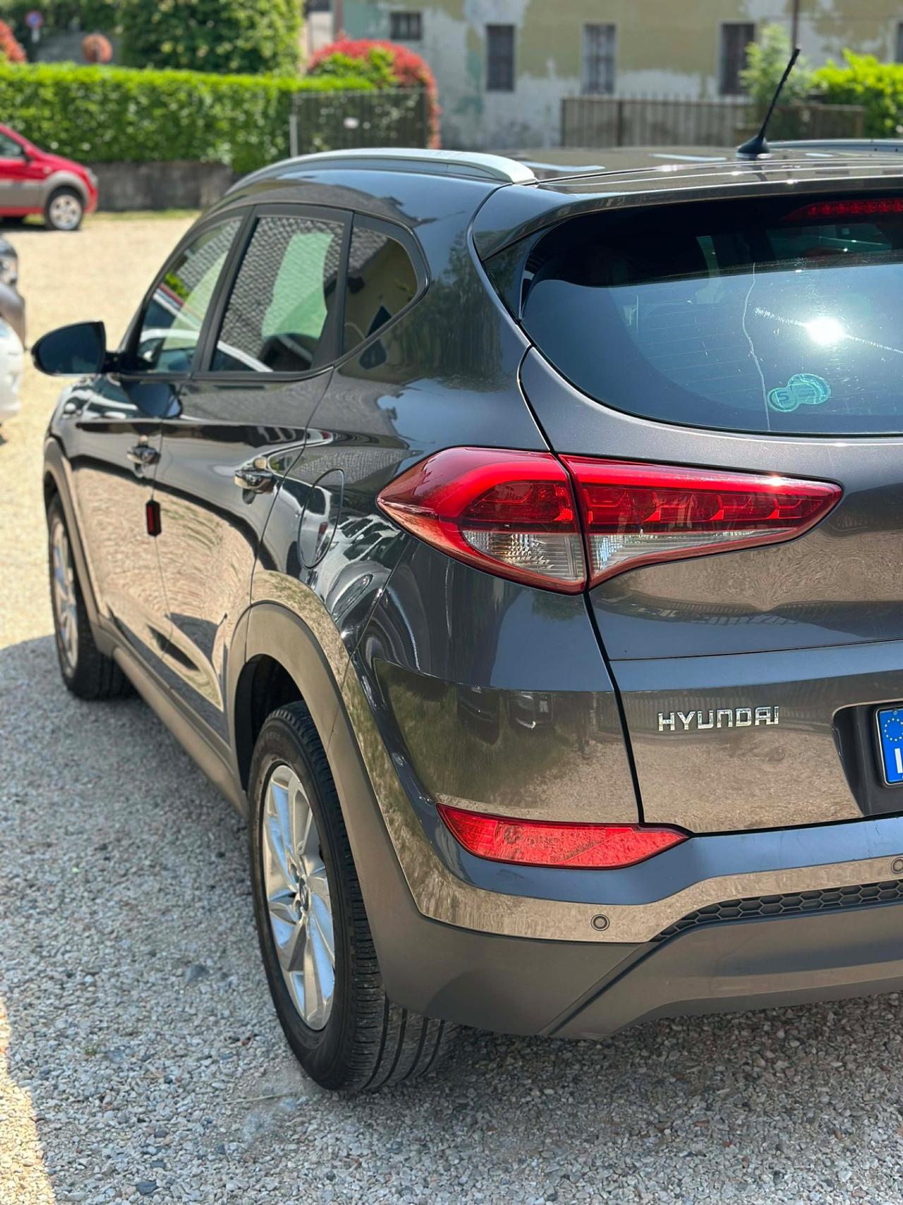 Hyundai TUCSON 1.7 CRDi KMCERT GARANZ UNICOPR