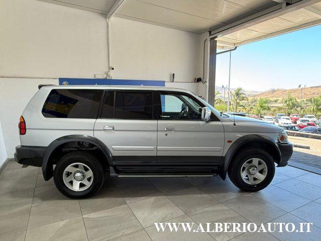 MITSUBISHI Pajero Sport 2.5 TDI GLS