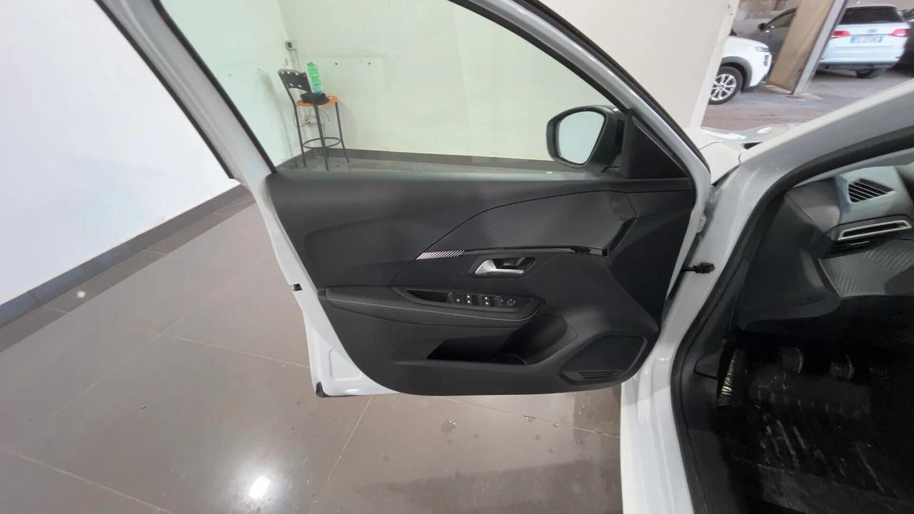 Peugeot 208 1.2 75CV KM0