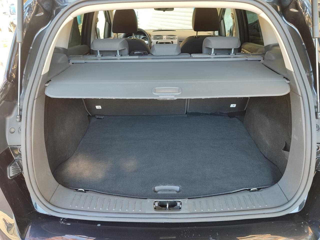 Ford Kuga 2.0 TDCi 136 CV TITANIUM!!!