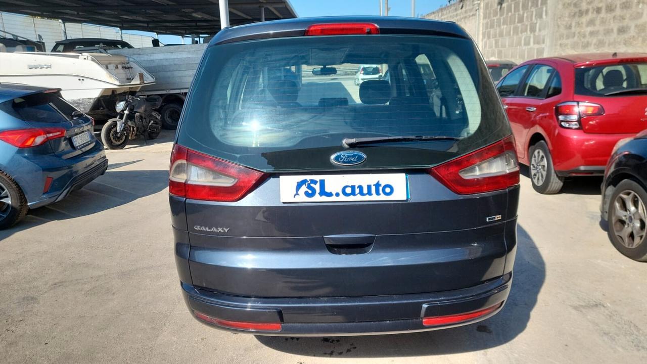 Ford Galaxy 1.8 TDCi 125 CV Ghia