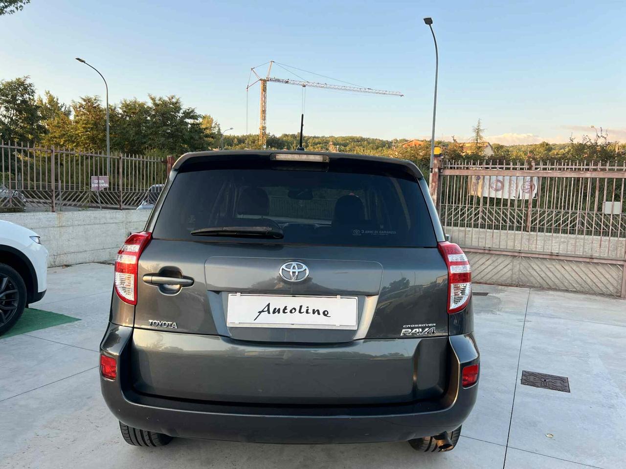 Toyota RAV 4 CROSSOVER 2.2 150Cv 4x4 -UNICO P-