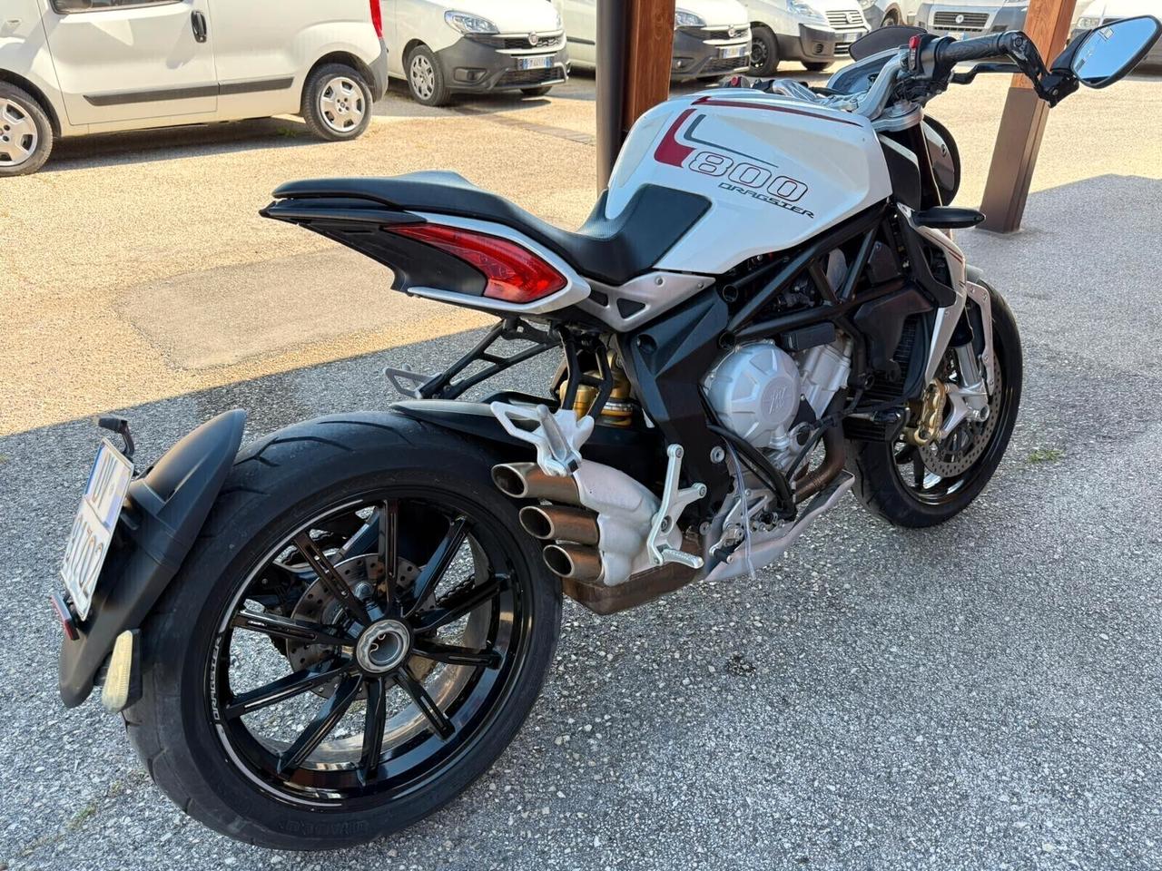 Mv Agusta brutale 800 dragster permuta auto/moto