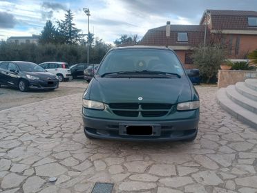 Chrysler Voyager 2.4 16V LE