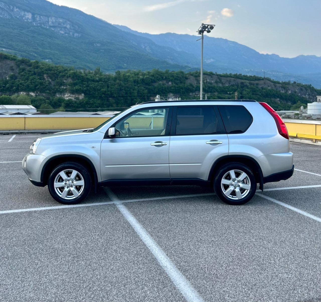 Nissan X-Trail 2.0 dCi LE 4WD FULL OPTIONAL