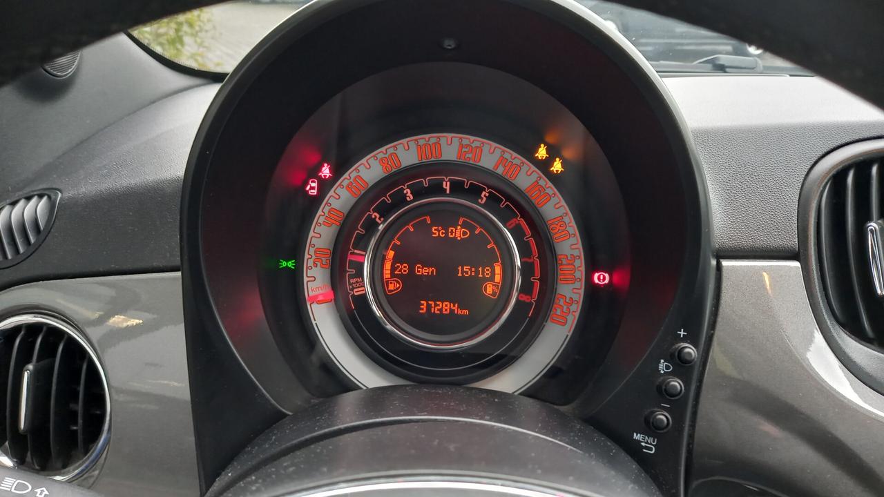 Fiat 500 1.0 Hybrid Dolcevita