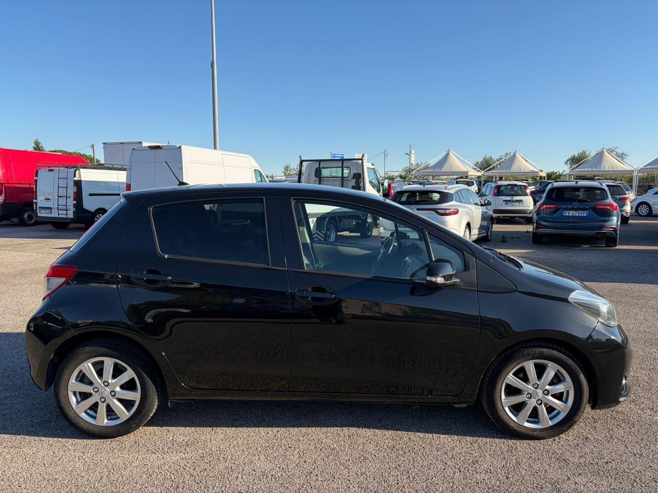 Toyota Yaris 1.4 D-4D 5 porte Lounge M-MT