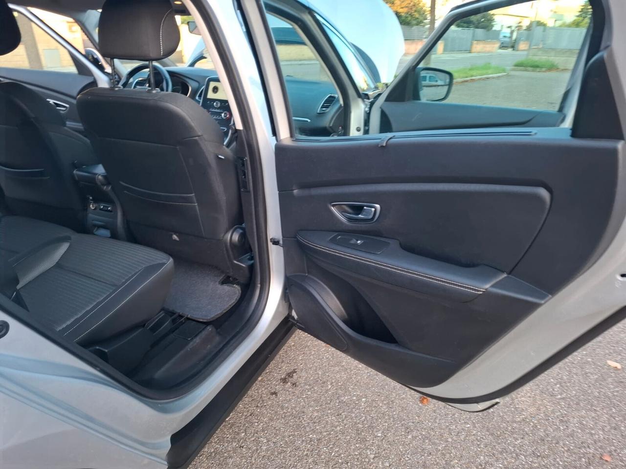 Grand Scenic 1.5 dci 2018 7 POSTI SOLO 114.000 KM