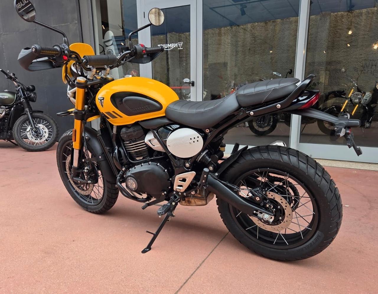 Triumph Scrambler 400 XC