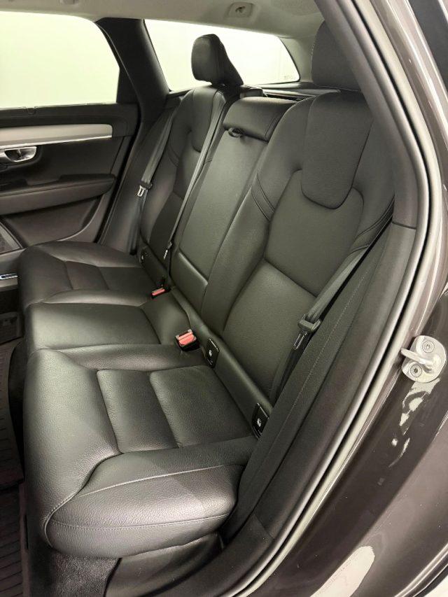 VOLVO V90 Cross Country B4 (d) AWD automatico " IVA ESPOSTA "