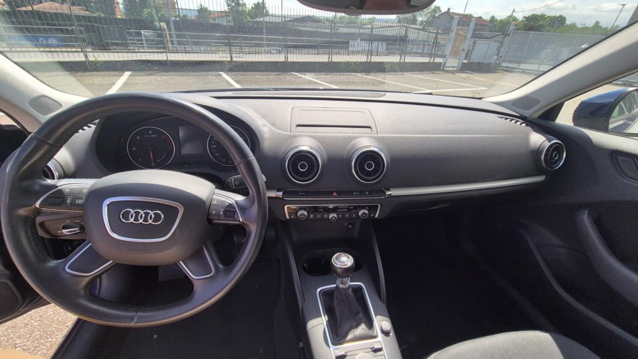 AUDI A3 3ª serie A3 SPB 1.6 TDI Ambition