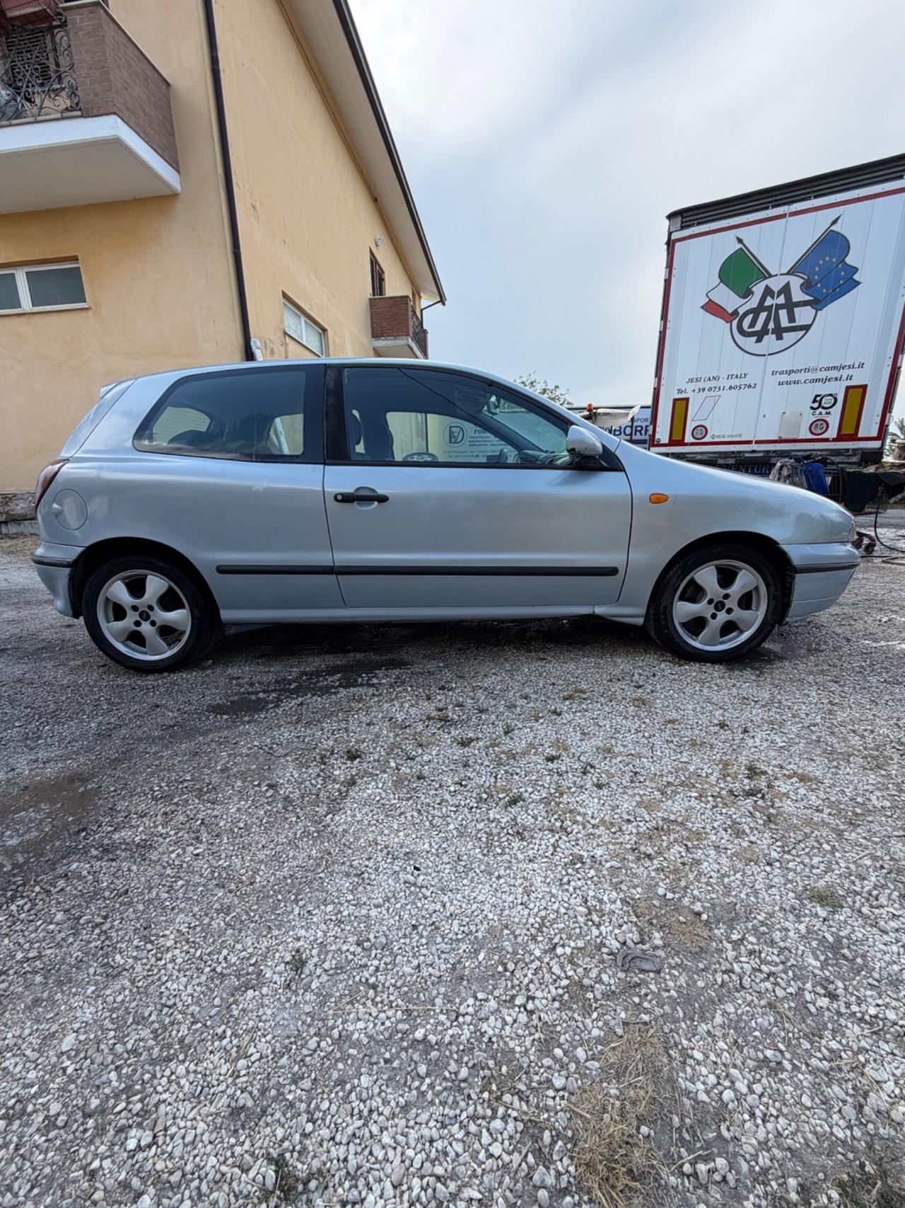 Fiat Bravo 105 JTD cat Suite