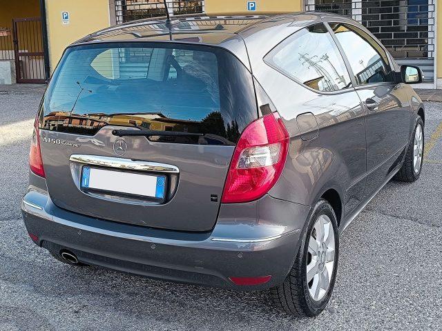 MERCEDES-BENZ A 150 BlueEFFICIENCY Coupé Elegance