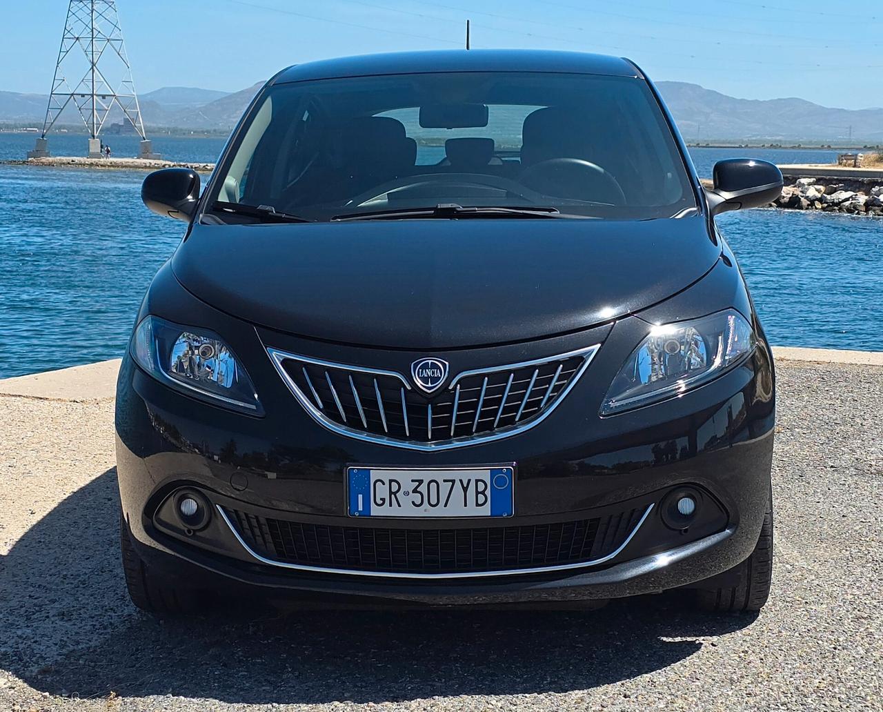 Lancia Ypsilon 1.0 FireFly 5 porte S&S Hybrid Gold
