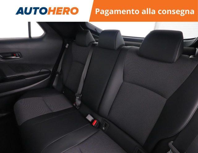 TOYOTA C-HR 2.0 PHEV Lounge Hero