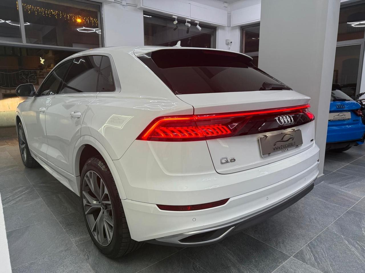 Audi Q8 SUV 45 TDI quattro tiptronic S line edition