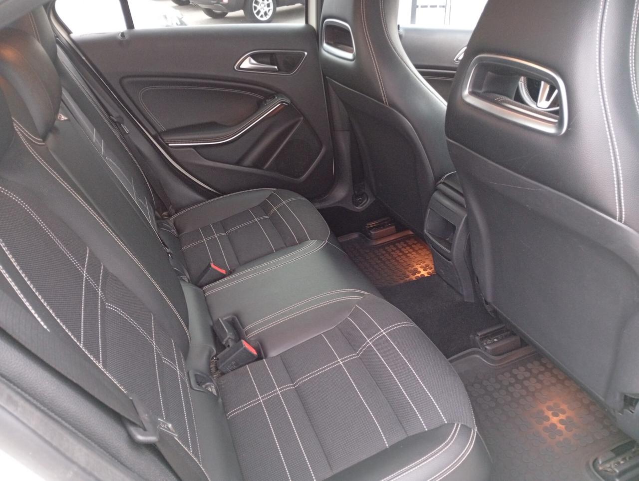 Mercedes-benz A 180 CDI Automatic Dark Night Edition