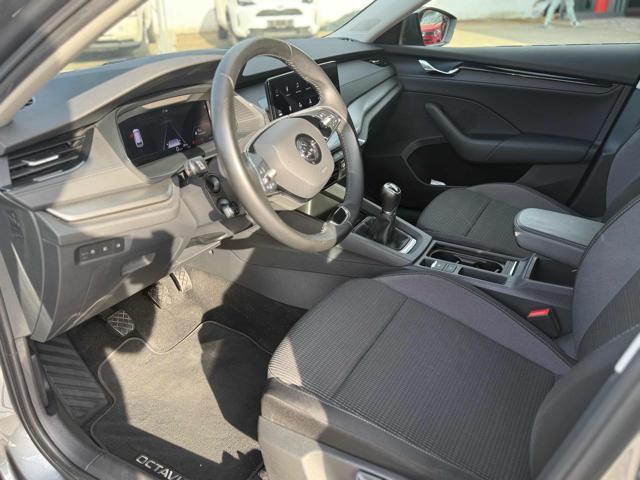 SKODA Octavia 2.0 TDI EVO SCR Wagon Executive
