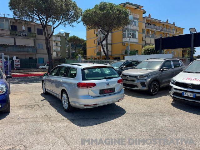 VOLKSWAGEN Passat Variant 2.0 TDI 150 Cv DSG Executive BlueMotion Tech.