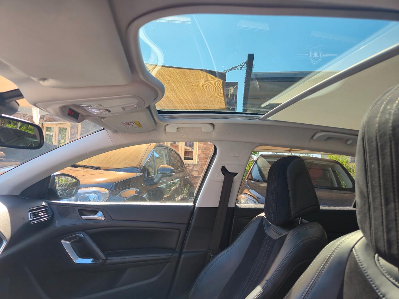 Peugeot 308 BlueHDi 150 S&S Business